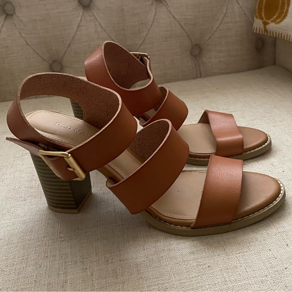 sandal heels